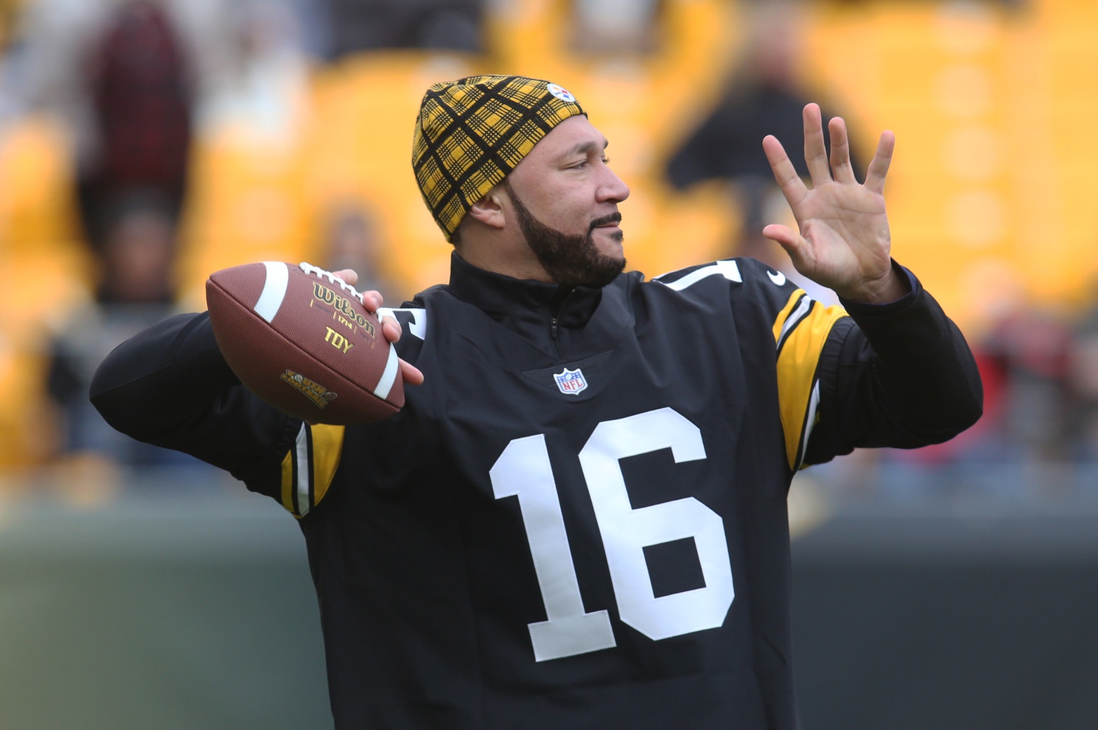 Former Detroit Lions and Pittsburgh Steeler quarterback Charlie Batch