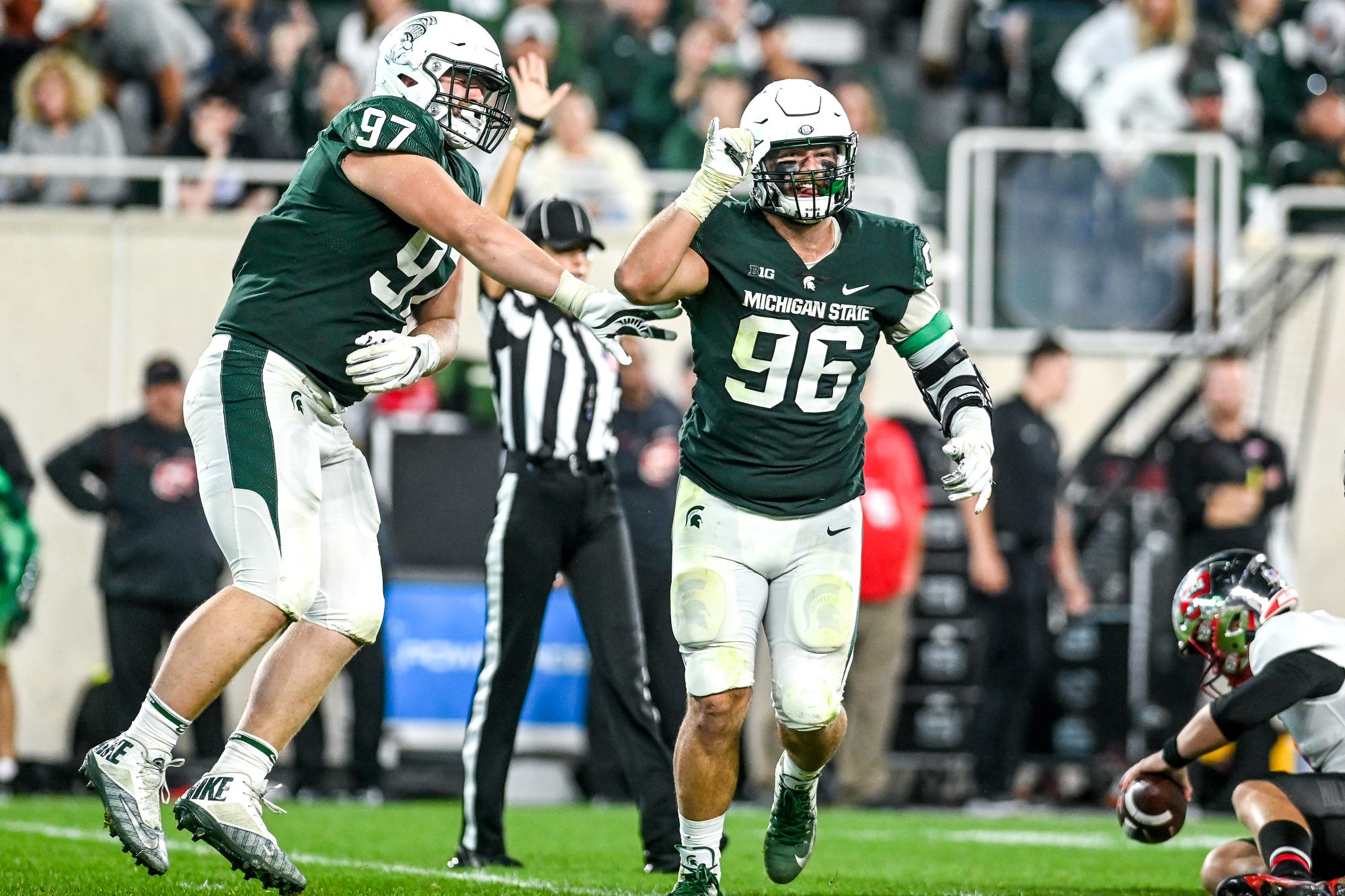 Michigan State Football Defensive End Jacub Panasiuk celebrates a good play against the Western Kentucky Hilltoppers