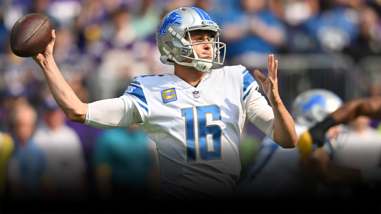 Jared Goff throwing the ball downfield against the Minnesota Vikings