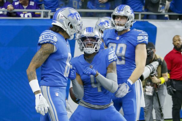 Roaring Lions look to keep playoff hopes alive vs. Jets