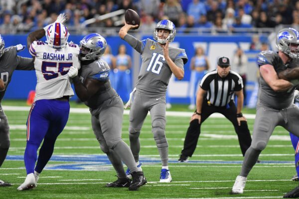 Goff Shines, Williams Makes Debut for Detroit Lions