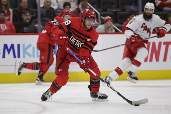 Detroit Red Wings take losing streak into matchup with Minnesota