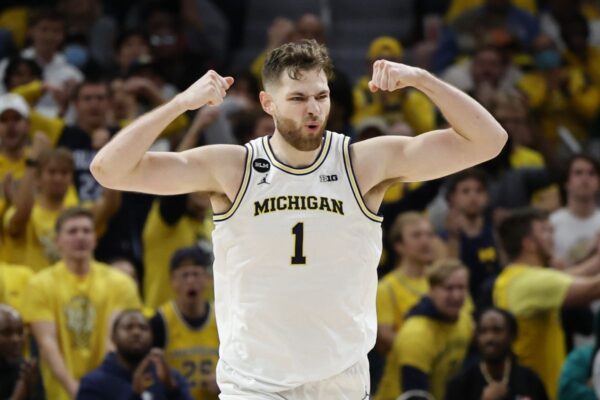 Michigan’s Dickinson dissociates from Hitler-Izzo comment