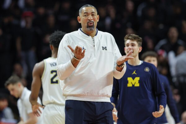 Michigan trails early, pulls away from Rutgers for 58-45 win