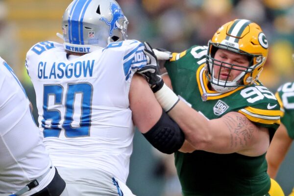 Graham Glasgow returns to Detroit Lions on a one-year deal