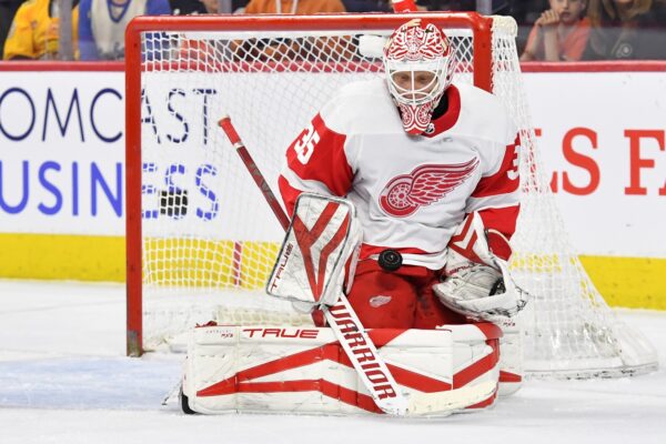 Red Wings Fall in Philly
