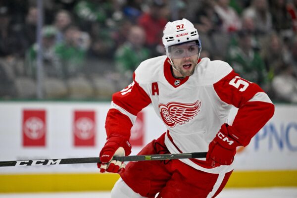 Red Wings host Sabres after Perron’s 2-goal showing