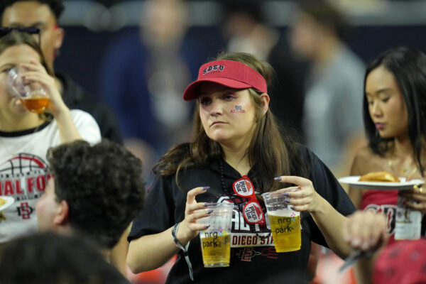 Some MLB Teams Extend Alcohol Sales, Tigers Should Follow Suit