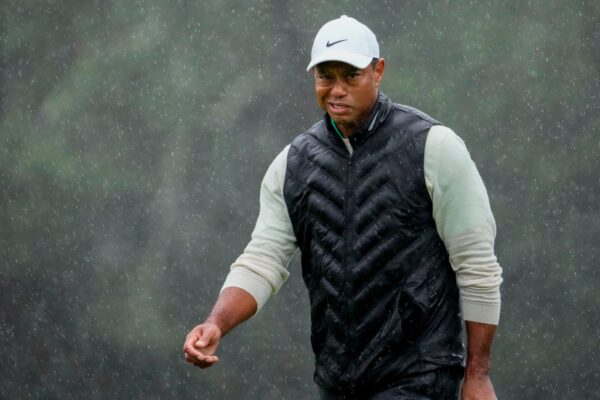 Column: How much longer will Tiger Woods making cut be worth it?