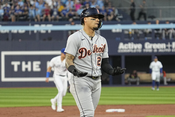 Tigers’ Javier Báez benched after baserunning blunder