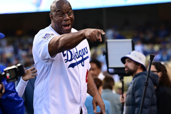 Commanders record sale agreed to by Snyder family, Harris group that includes Magic Johnson