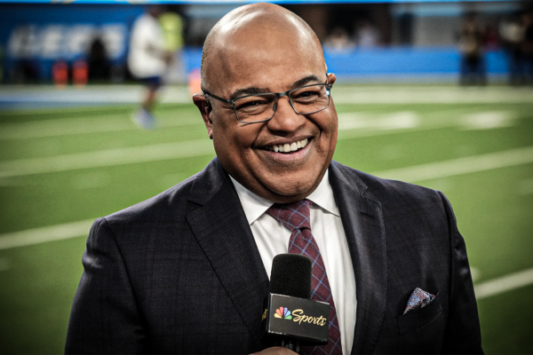 Announcer belittles Lions accomplishments with the word asterisk